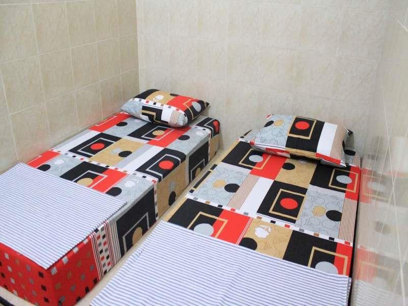 Tri Star Homestay Madiun Buitenkant foto